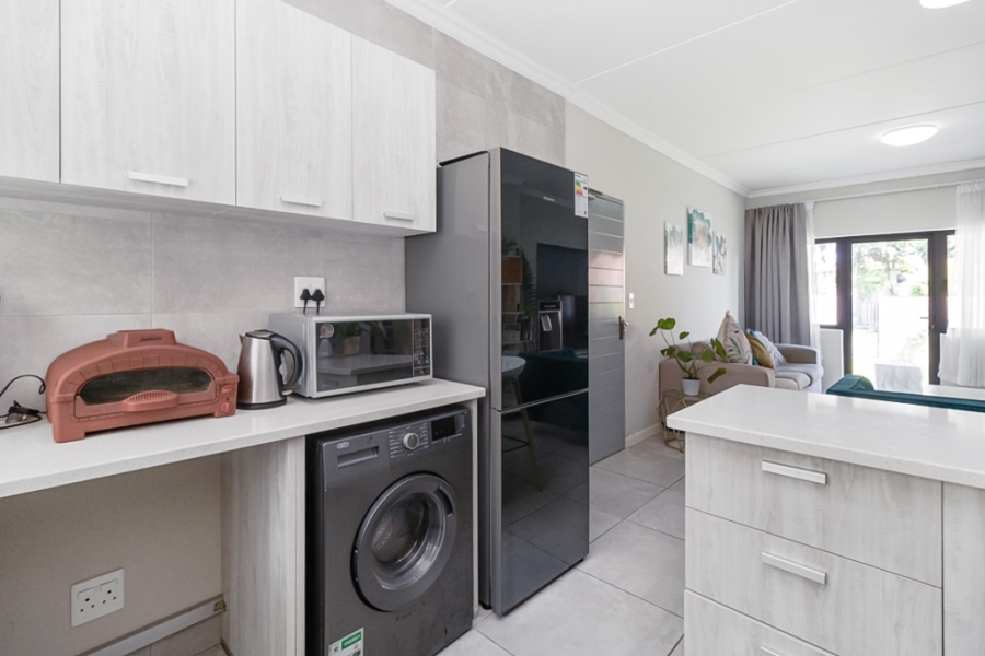 2 Bedroom Property for Sale in Broadacres Gauteng