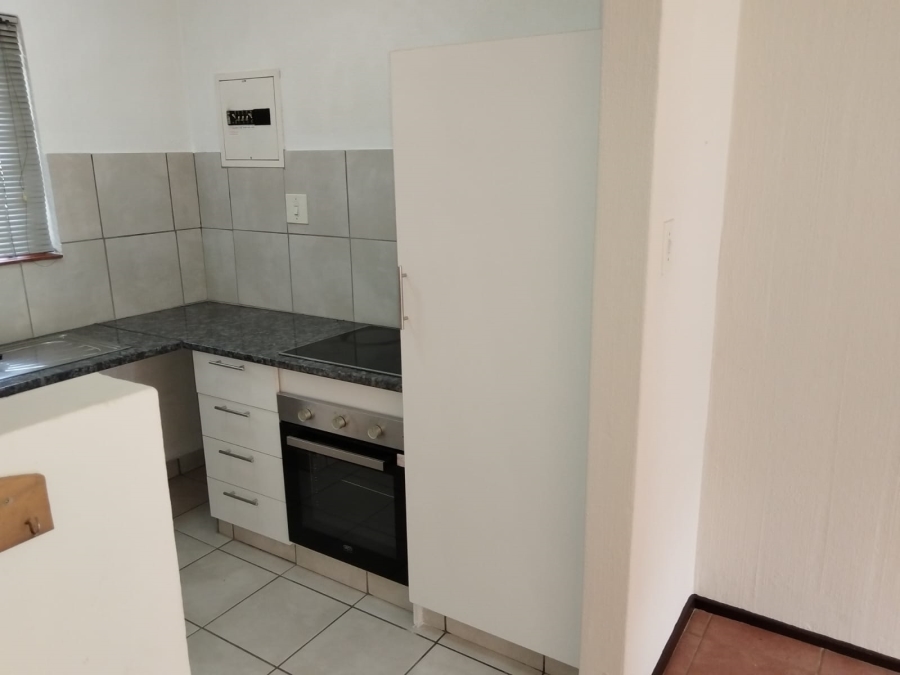 2 Bedroom Property for Sale in Paulshof Gauteng