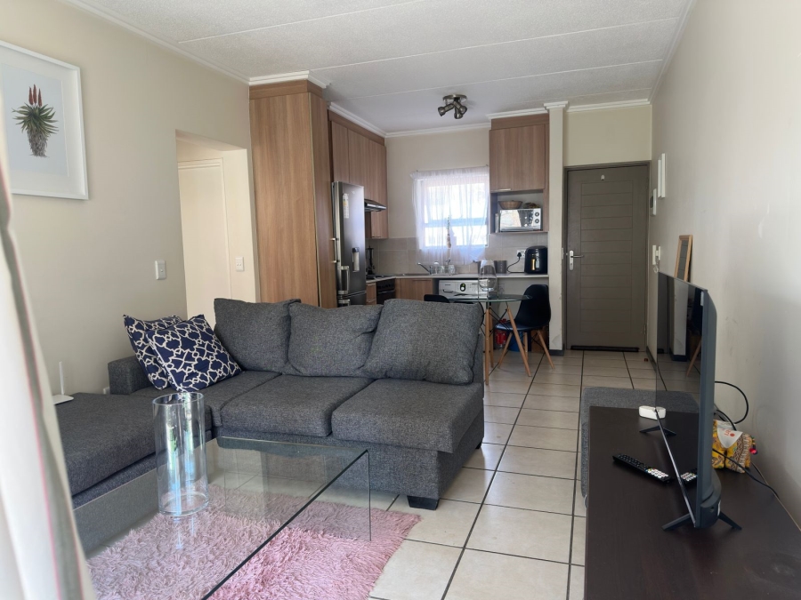 To Let 1 Bedroom Property for Rent in Bryanston Gauteng