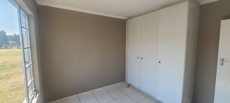 2 Bedroom Property for Sale in Clarens Park Gauteng