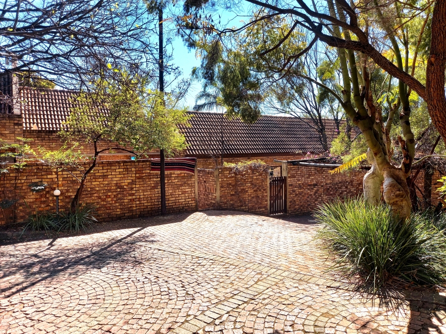 20 Bedroom Property for Sale in Moreleta Park Gauteng