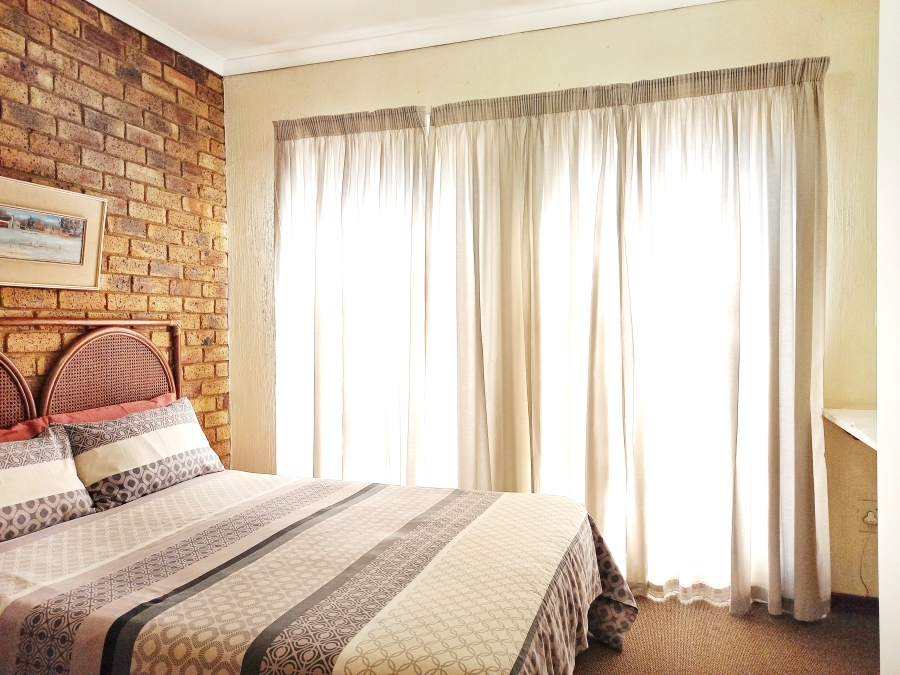 20 Bedroom Property for Sale in Moreleta Park Gauteng