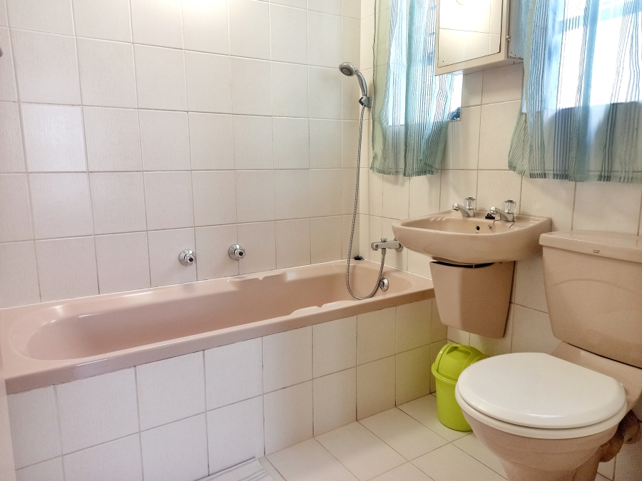 20 Bedroom Property for Sale in Moreleta Park Gauteng