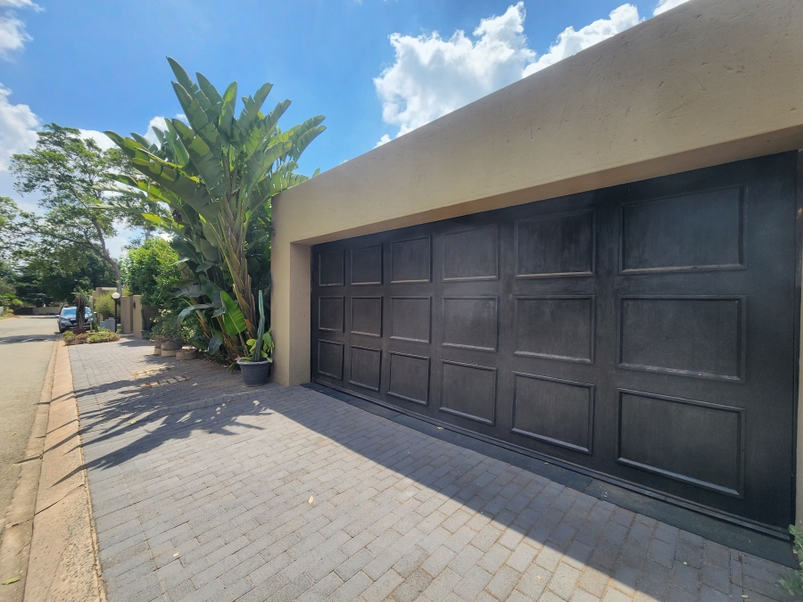 3 Bedroom Property for Sale in Douglasdale Gauteng