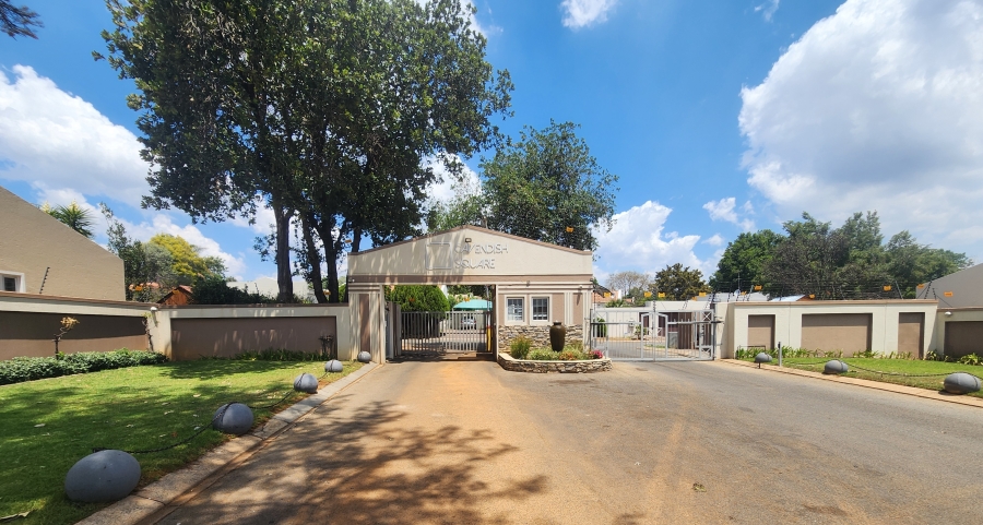 3 Bedroom Property for Sale in Douglasdale Gauteng