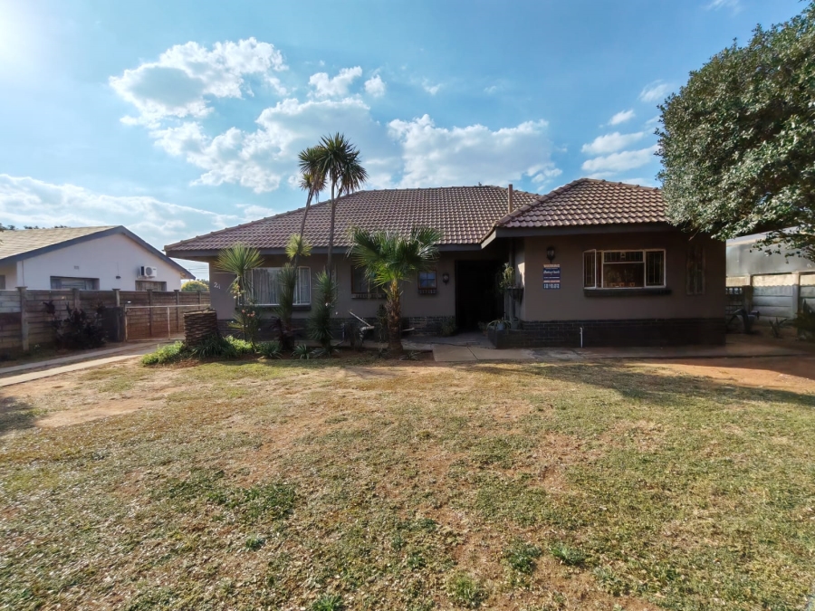 3 Bedroom Property for Sale in Risiville Gauteng