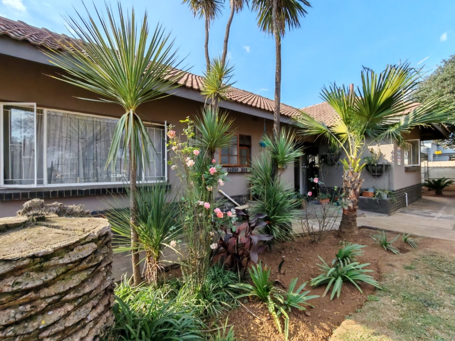 3 Bedroom Property for Sale in Risiville Gauteng