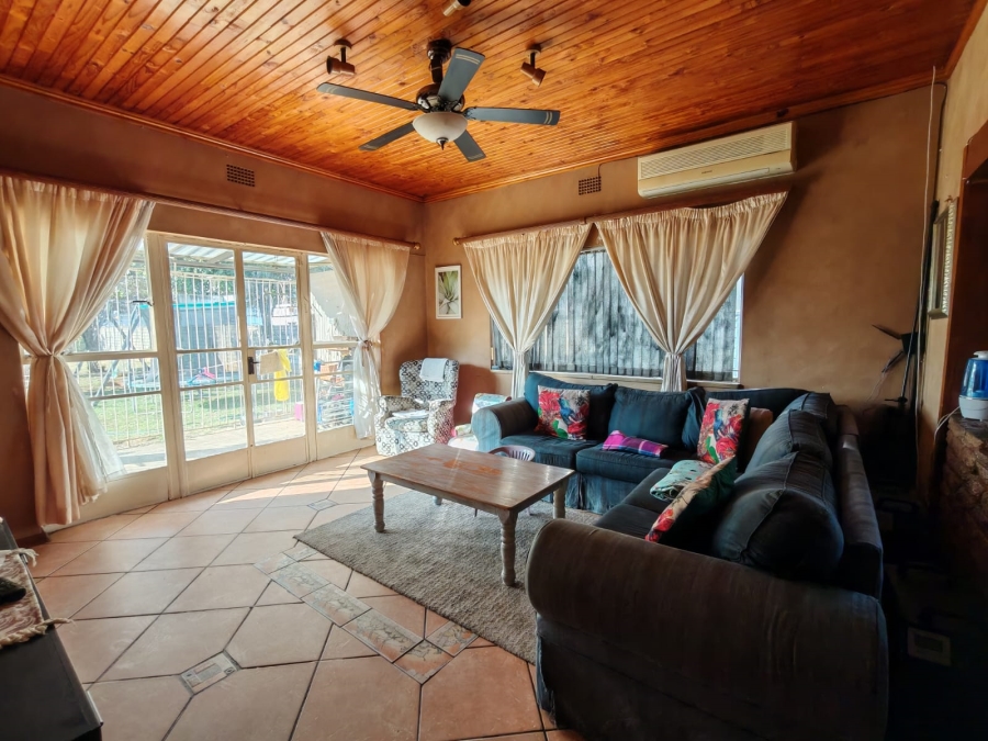 3 Bedroom Property for Sale in Risiville Gauteng