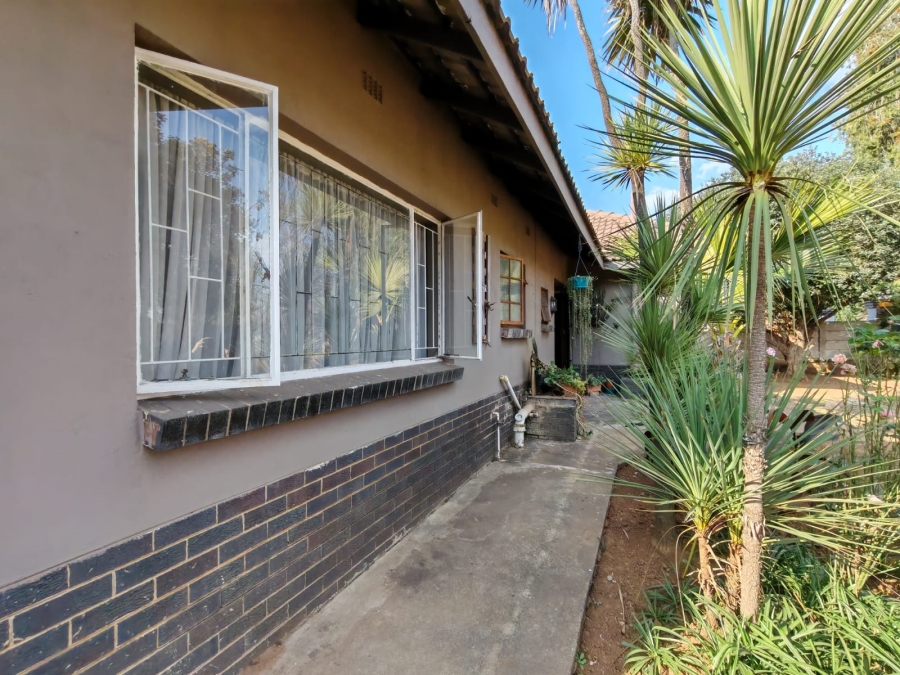 3 Bedroom Property for Sale in Risiville Gauteng