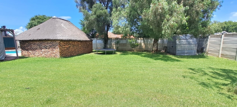 4 Bedroom Property for Sale in Three Rivers Gauteng