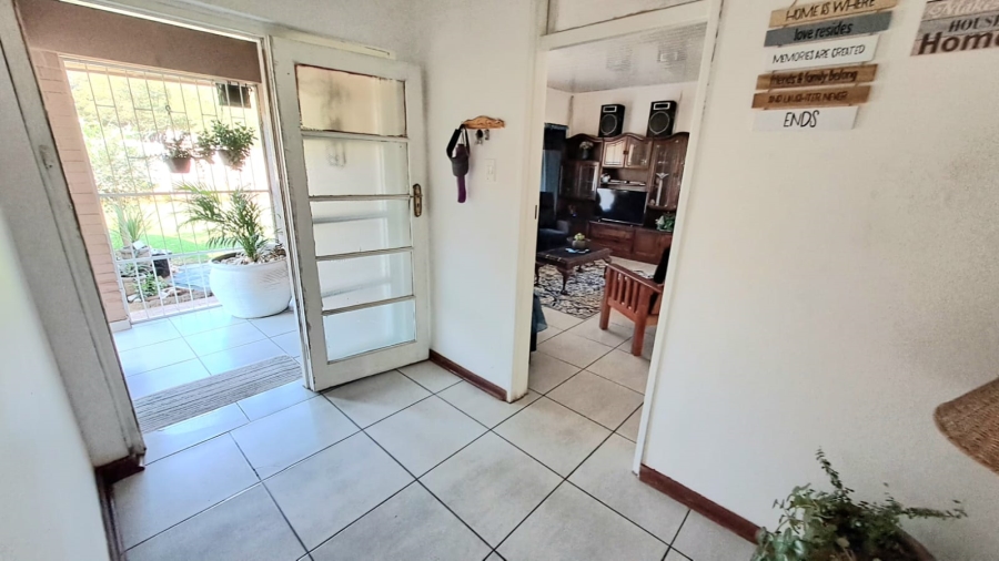 4 Bedroom Property for Sale in Three Rivers Gauteng