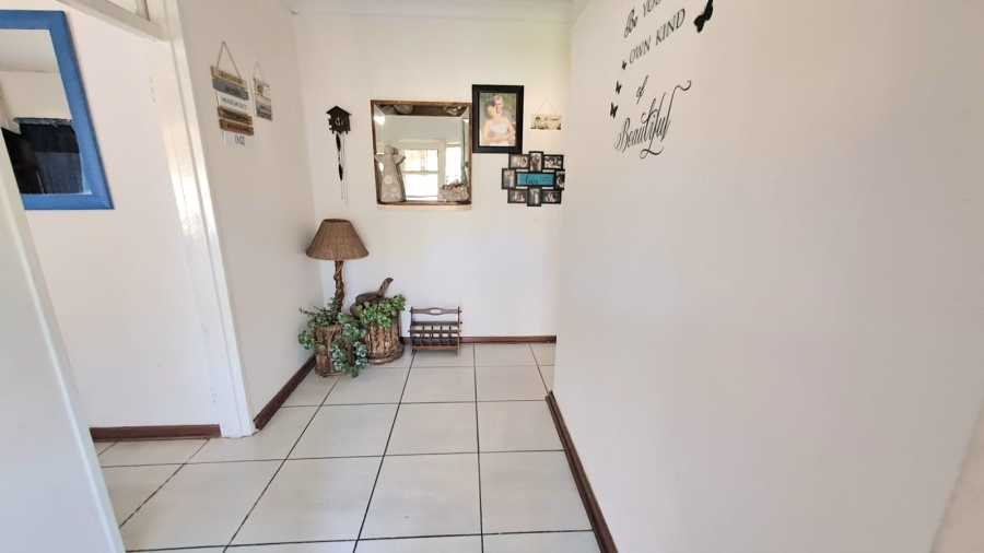 4 Bedroom Property for Sale in Three Rivers Gauteng