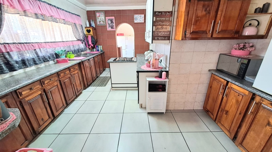 4 Bedroom Property for Sale in Three Rivers Gauteng