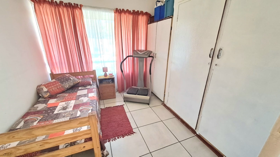 4 Bedroom Property for Sale in Three Rivers Gauteng