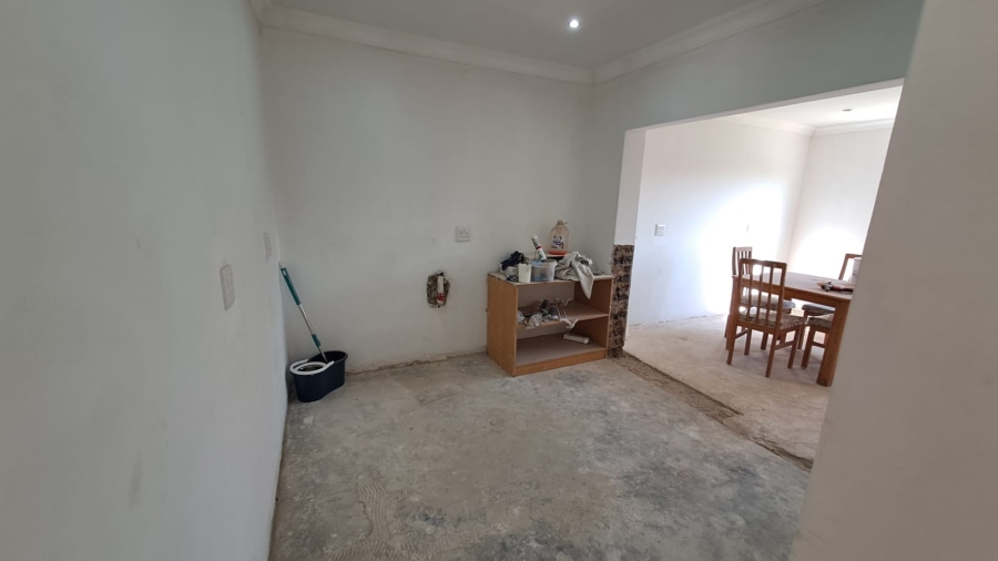 4 Bedroom Property for Sale in Three Rivers Gauteng