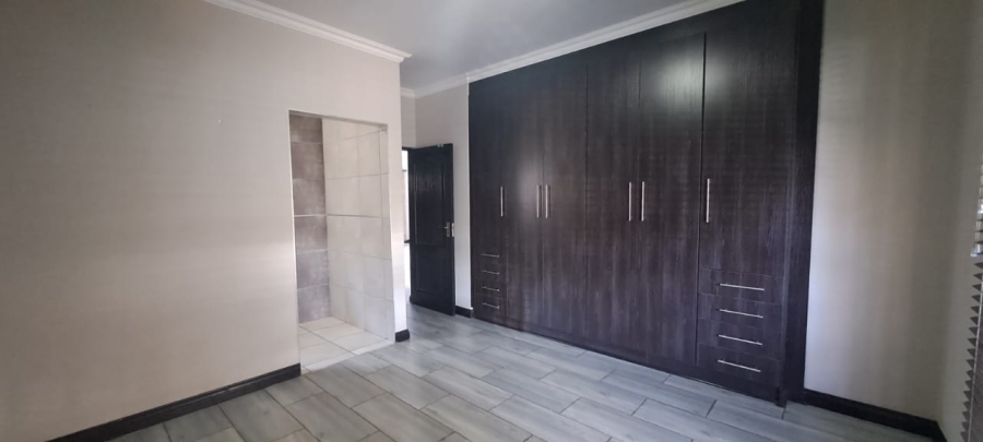 2 Bedroom Property for Sale in Three Rivers Gauteng