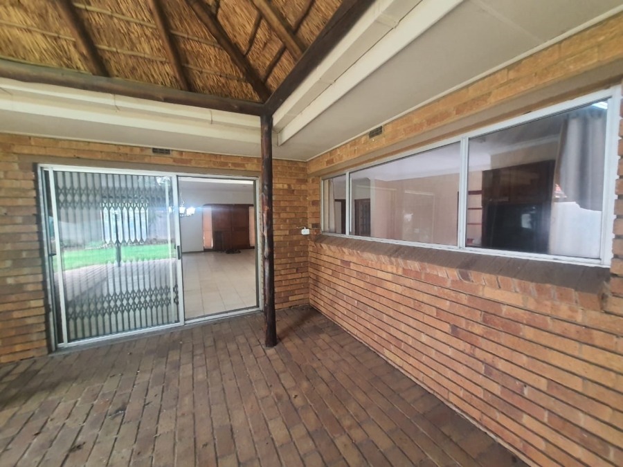 4 Bedroom Property for Sale in Vanderbijlpark Sw 2 Gauteng
