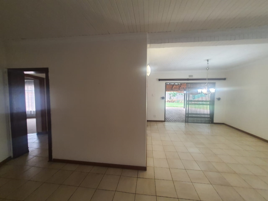 4 Bedroom Property for Sale in Vanderbijlpark Sw 2 Gauteng