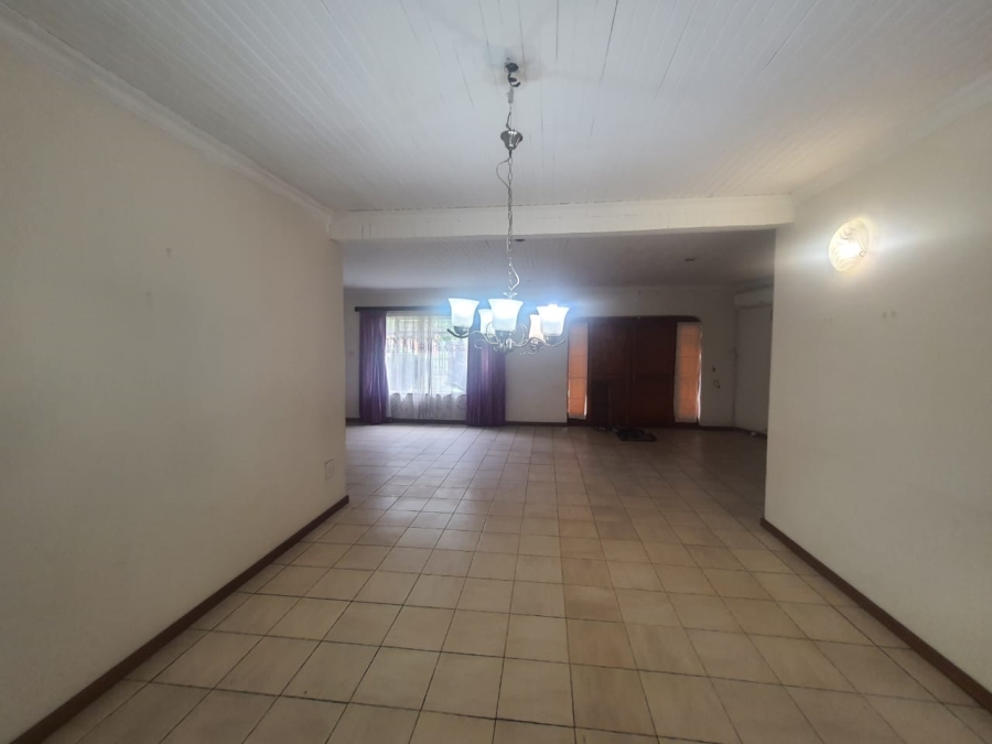 4 Bedroom Property for Sale in Vanderbijlpark Sw 2 Gauteng