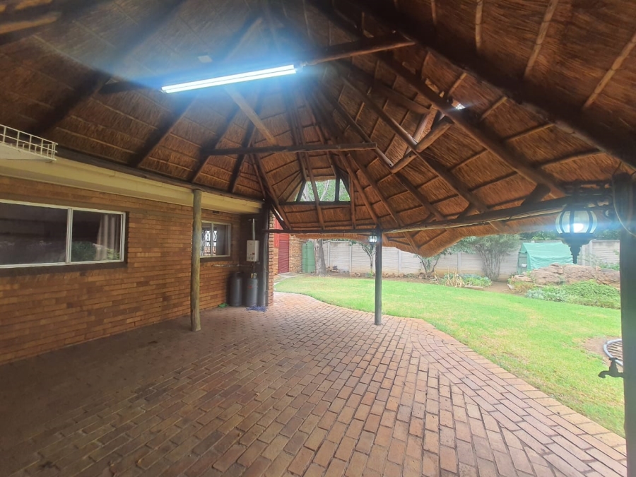 4 Bedroom Property for Sale in Vanderbijlpark Sw 2 Gauteng