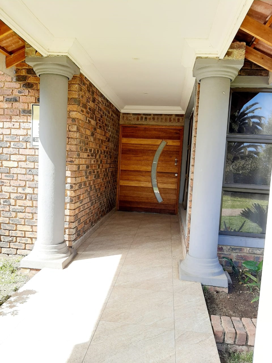 4 Bedroom Property for Sale in Vanderbijlpark Sw 2 Gauteng