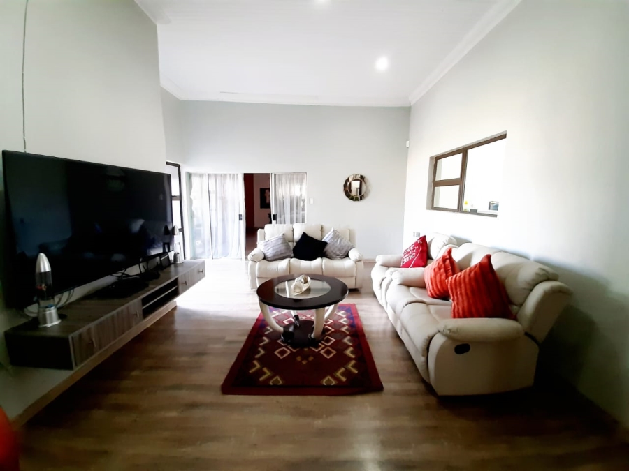 4 Bedroom Property for Sale in Vanderbijlpark Sw 2 Gauteng