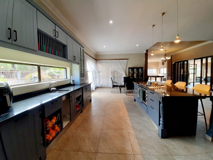 4 Bedroom Property for Sale in Vanderbijlpark Sw 2 Gauteng