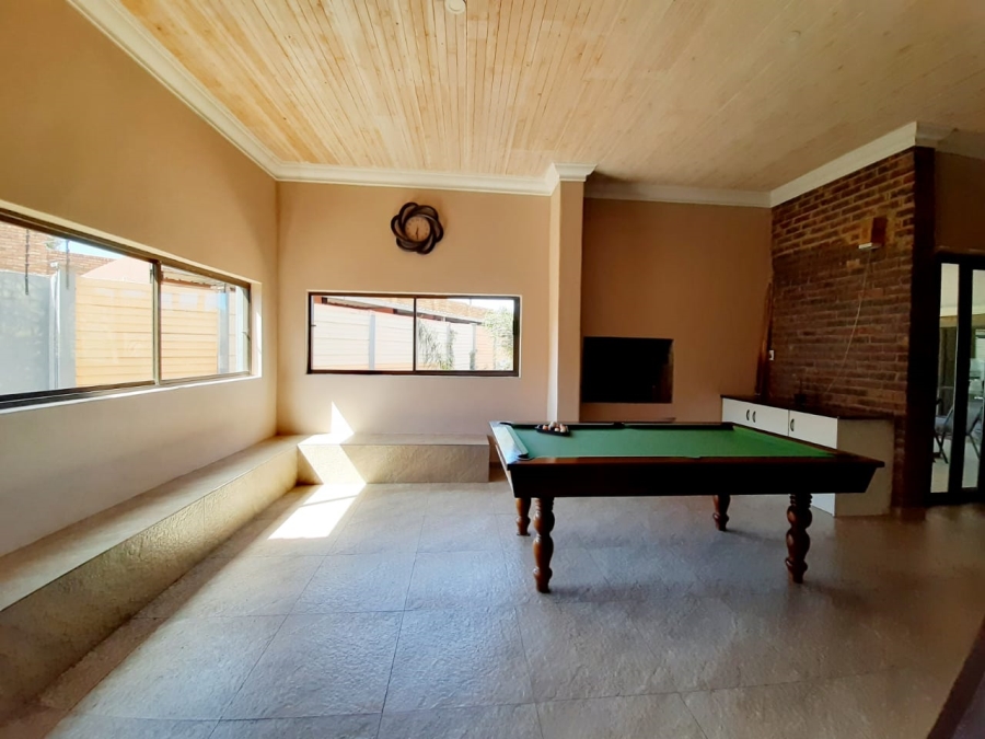 4 Bedroom Property for Sale in Vanderbijlpark Sw 2 Gauteng