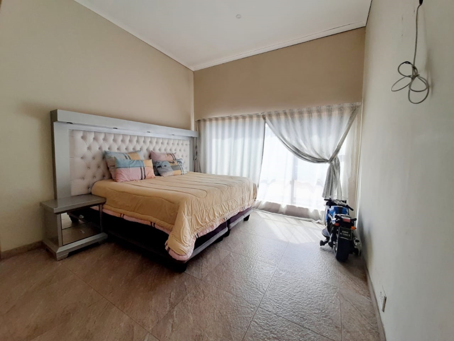 4 Bedroom Property for Sale in Vanderbijlpark Sw 2 Gauteng