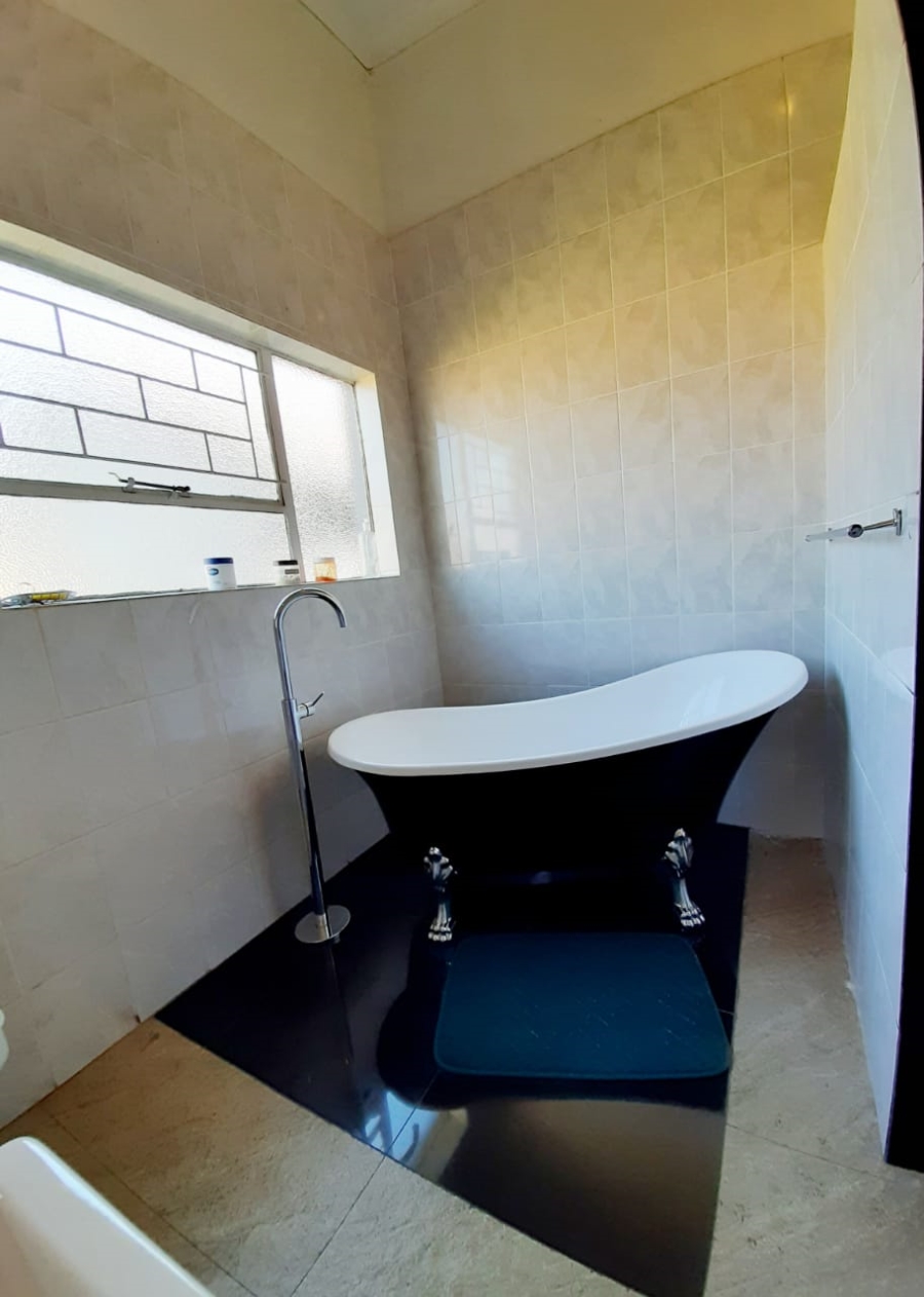 4 Bedroom Property for Sale in Vanderbijlpark Sw 2 Gauteng