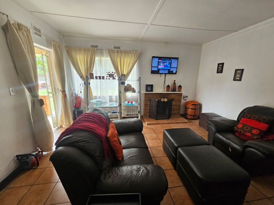 4 Bedroom Property for Sale in Vanderbijlpark SW 1 Gauteng
