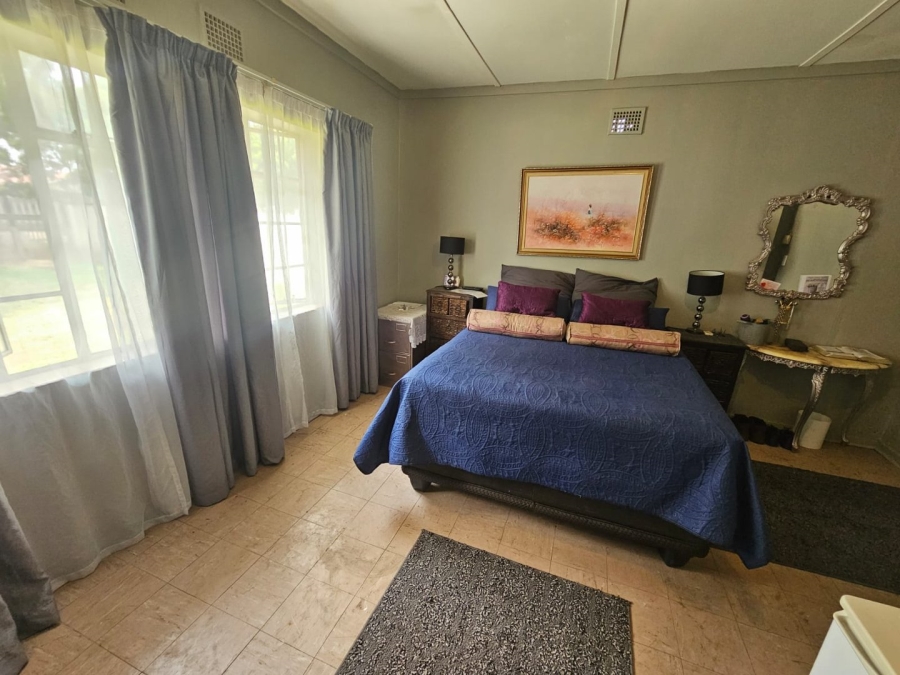 4 Bedroom Property for Sale in Vanderbijlpark SW 1 Gauteng