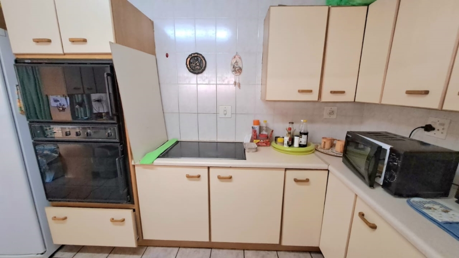 1 Bedroom Property for Sale in Three Rivers Gauteng