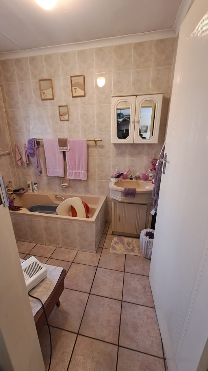 1 Bedroom Property for Sale in Three Rivers Gauteng