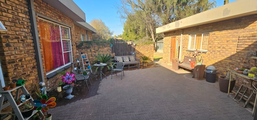 4 Bedroom Property for Sale in Vanderbijlpark Sw 2 Gauteng