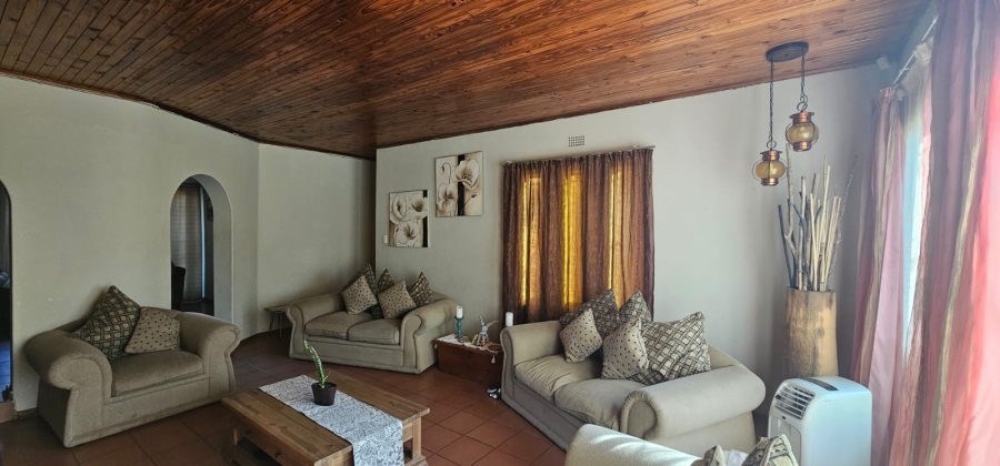 4 Bedroom Property for Sale in Vanderbijlpark Sw 2 Gauteng