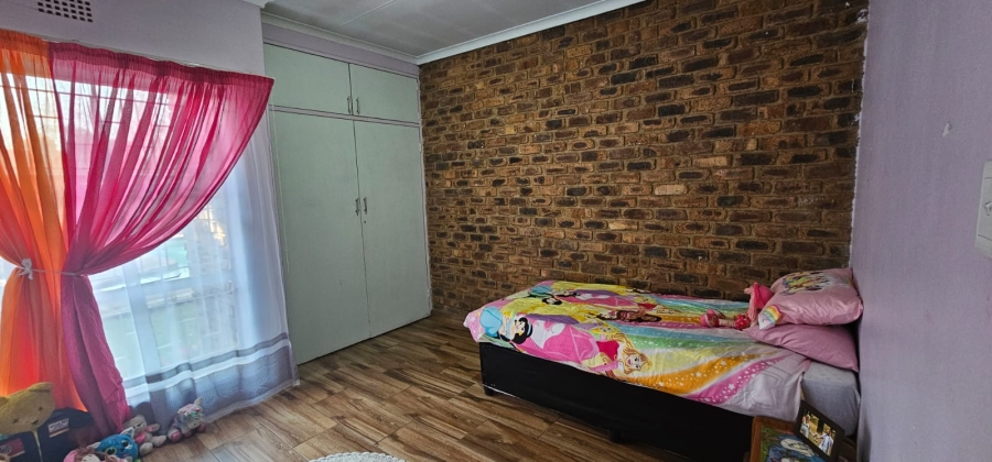 4 Bedroom Property for Sale in Vanderbijlpark Sw 2 Gauteng