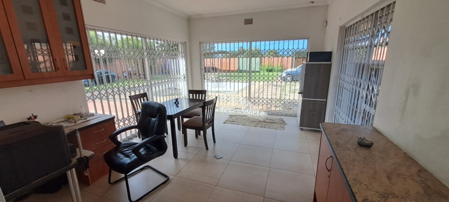 4 Bedroom Property for Sale in Three Rivers Gauteng