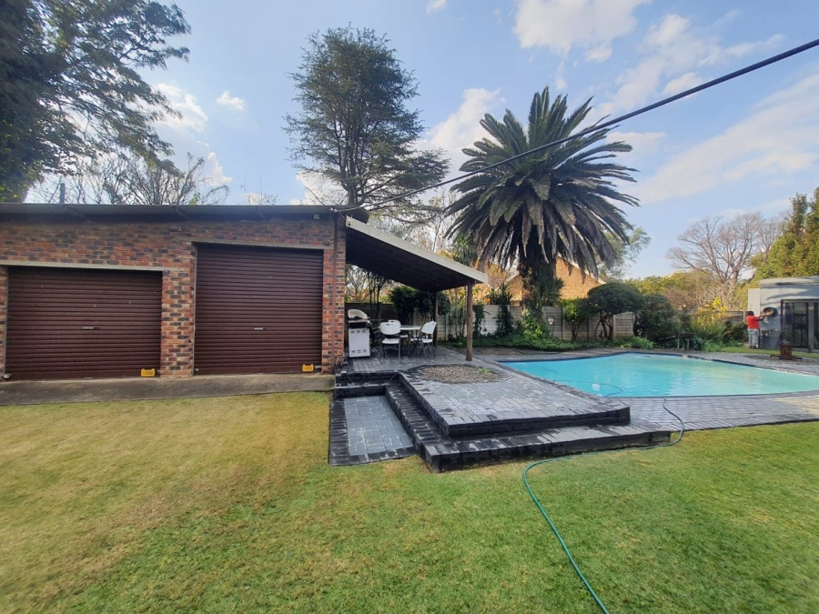 5 Bedroom Property for Sale in Vanderbijlpark Sw 2 Gauteng
