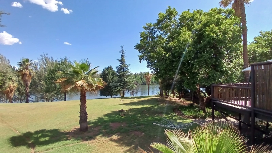 3 Bedroom Property for Sale in Three Rivers Gauteng