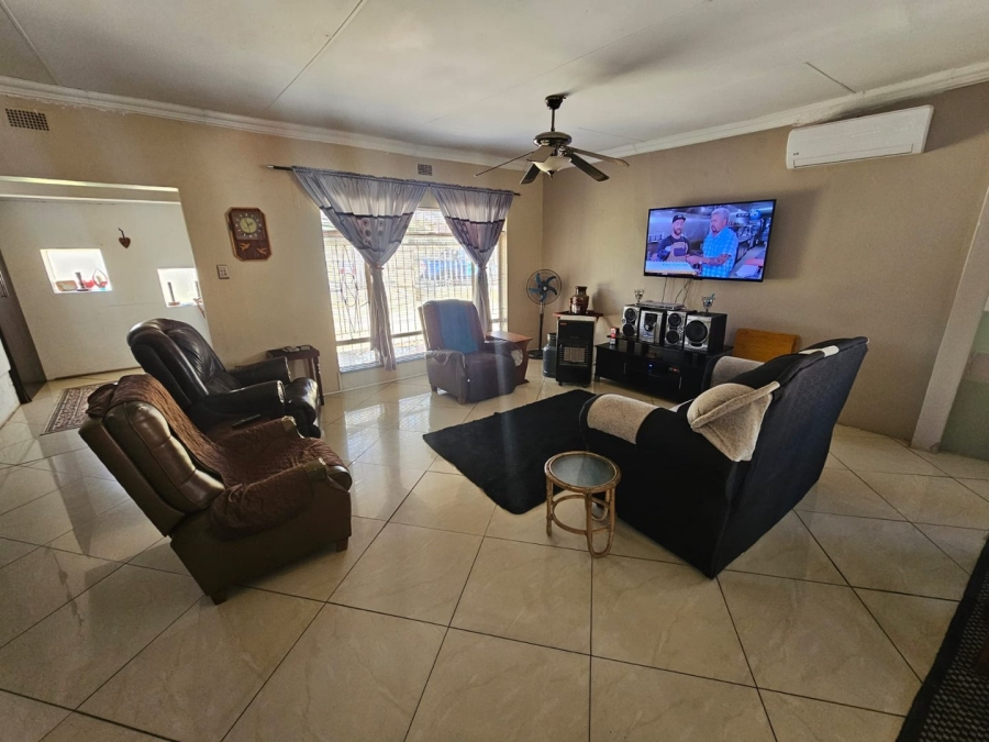 3 Bedroom Property for Sale in Vanderbijlpark SW 1 Gauteng
