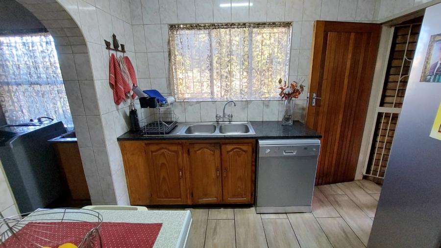 4 Bedroom Property for Sale in Vanderbijlpark Sw 2 Gauteng