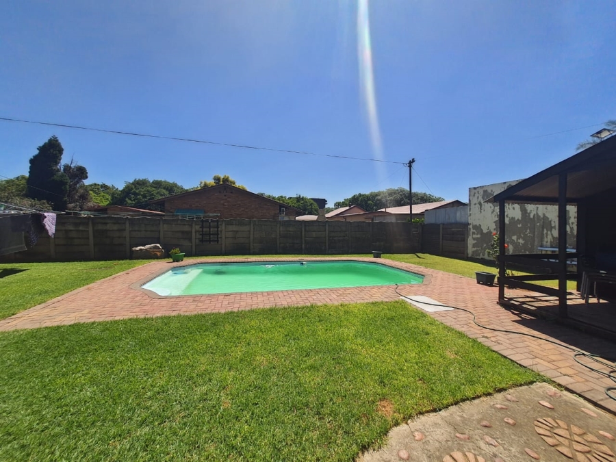 3 Bedroom Property for Sale in Vanderbijlpark SW 1 Gauteng