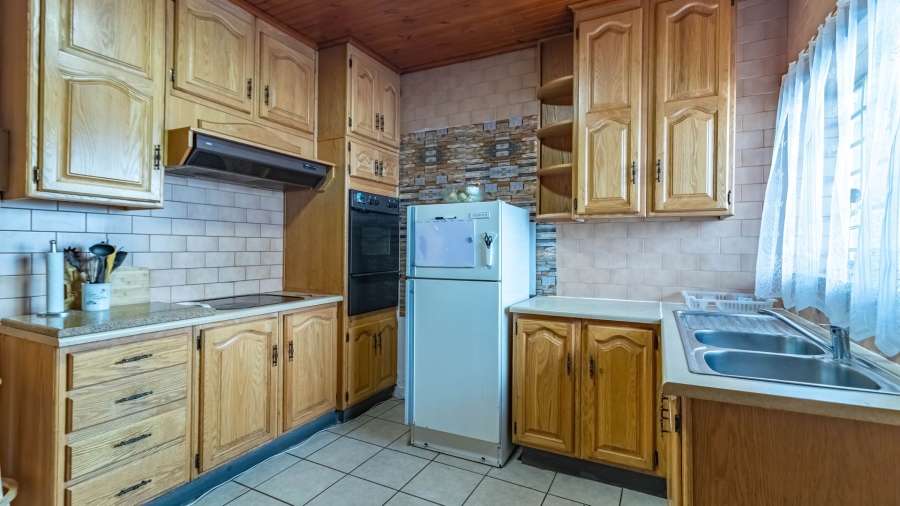 4 Bedroom Property for Sale in Edendale Gauteng