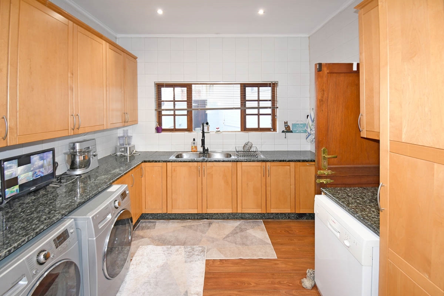 4 Bedroom Property for Sale in Bryanston Gauteng