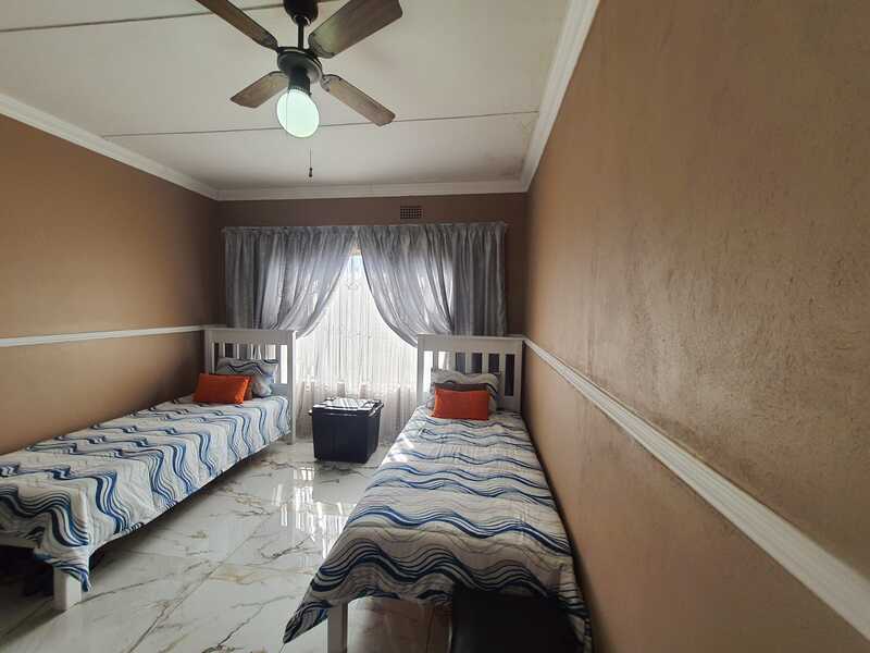 2 Bedroom Property for Sale in Vanderbijlpark SW 1 Gauteng