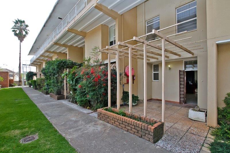 3 Bedroom Property for Sale in Robindale Gauteng