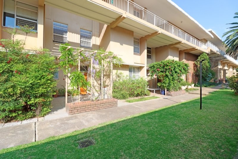 3 Bedroom Property for Sale in Robindale Gauteng