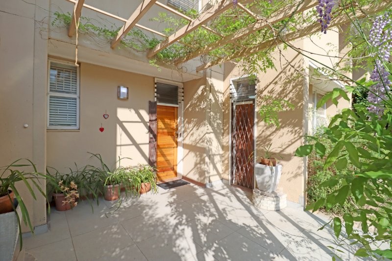 3 Bedroom Property for Sale in Robindale Gauteng