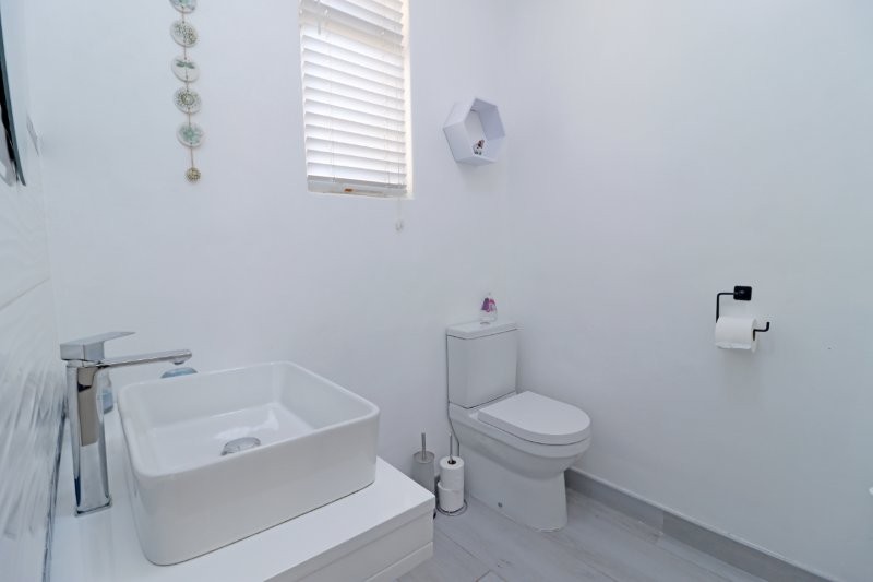 3 Bedroom Property for Sale in Robindale Gauteng